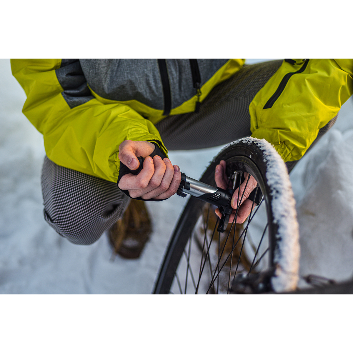 R17846.02 - Pompka do roweru, czarny 